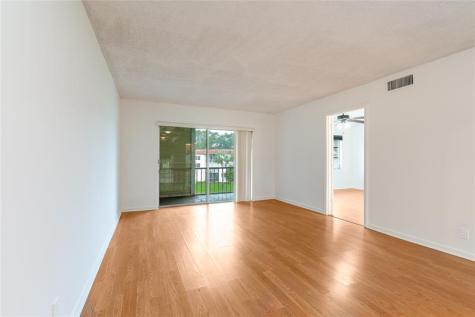 8940 S Hollybrook Boulevard Pembroke Pines FL 33025