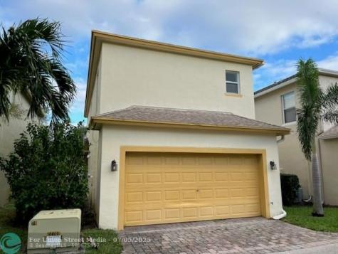 2040 SE Avon Park Drive Port St Lucie FL 34952