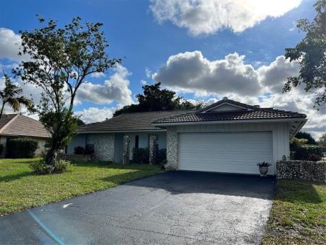 1107 NW 84th Drive Coral Springs FL 33071