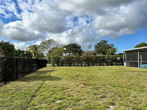 1107 NW 84th Drive Coral Springs FL 33071