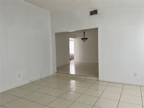 1107 NW 84th Drive Coral Springs FL 33071