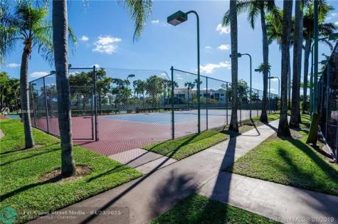 6635 NW 173rd Lane Hialeah FL 33015