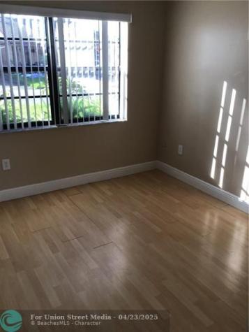 6635 NW 173rd Lane Hialeah FL 33015