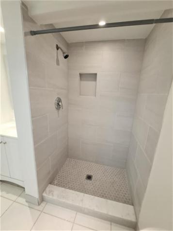 8040 N Colony Circle Tamarac FL 33321