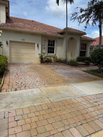 1720 NW 78 Way Pembroke Pines FL 33024