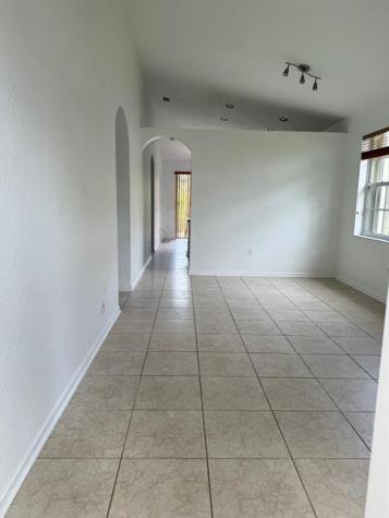 1720 NW 78 Way Pembroke Pines FL 33024