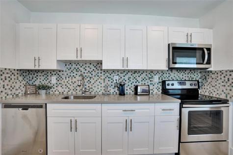 3316 SE 4th Street Pompano Beach FL 33062