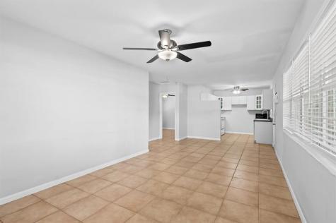 806 NE 23 Drive Wilton Manors FL 33305