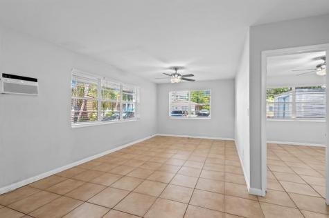 806 NE 23 Drive Wilton Manors FL 33305