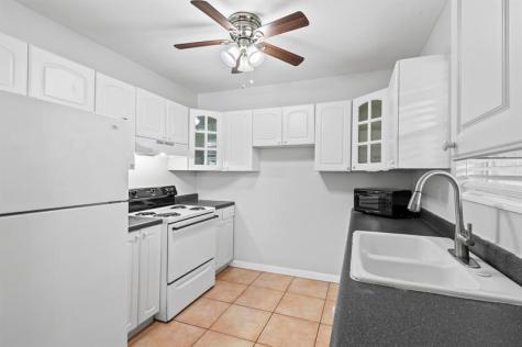 806 NE 23 Drive Wilton Manors FL 33305