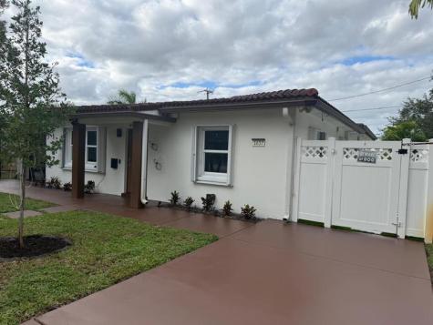 1637 SE 1st Street Pompano Beach FL 33060