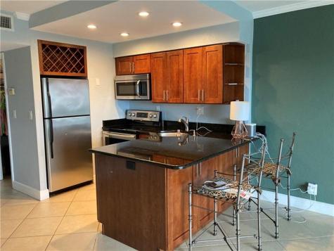 2900 NE 30th Street Fort Lauderdale FL 33306