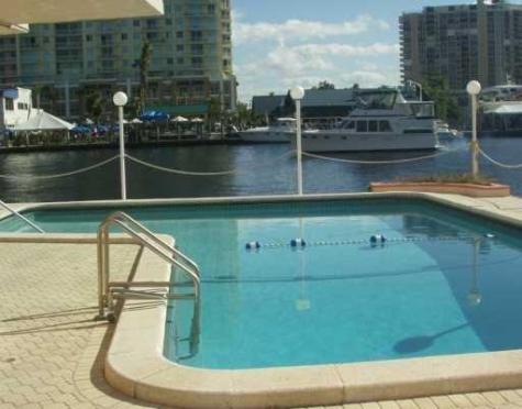 2900 NE 30th Street Fort Lauderdale FL 33306