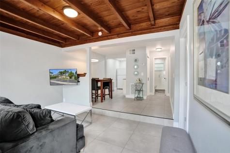 901 SE 14th Court Fort Lauderdale FL 33316