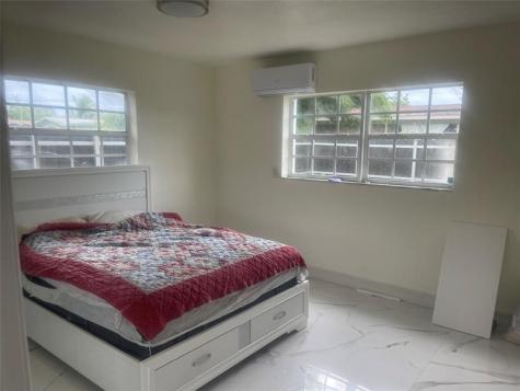 6250 SW 9th Street North Lauderdale FL 33068