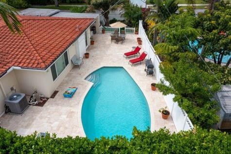 1900 N Victoria Park Road Fort Lauderdale FL 33305