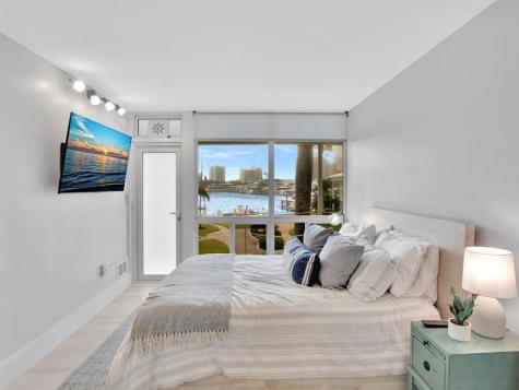1124 Seminole Drive Fort Lauderdale FL 33304