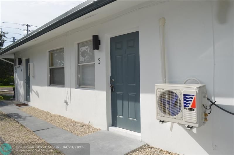 1630 North Dixie Highway Fort Lauderdale FL 33306