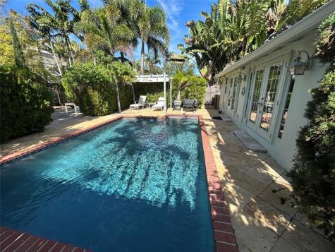 609 NE 9th Avenue Fort Lauderdale FL 33304