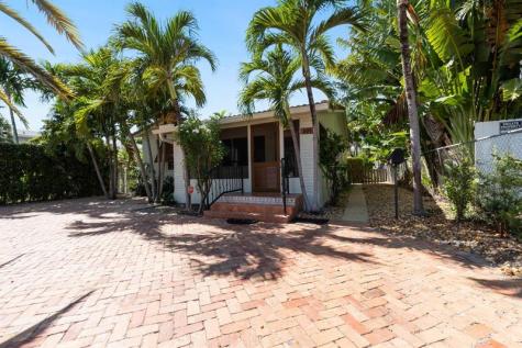 609 NE 9th Avenue Fort Lauderdale FL 33304