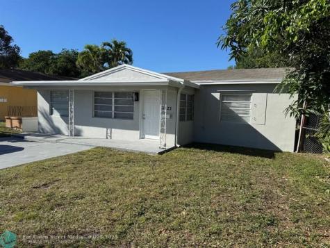 2423 Scott Street Hollywood FL 33020