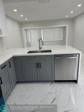 2423 Scott Street Hollywood FL 33020