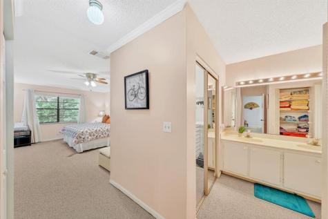 9278 Vista Del Lago F Boca Raton FL 33428