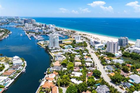 3000 Holiday Drive Fort Lauderdale FL 33316
