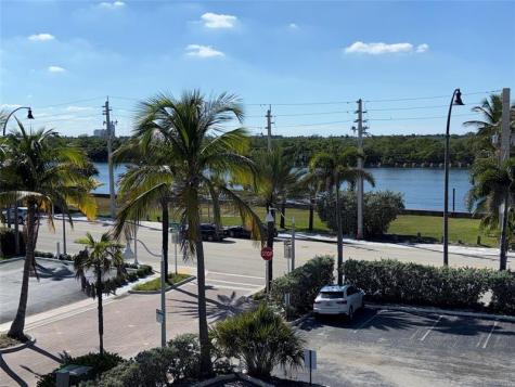 321 Wilson Street Hollywood FL 33019