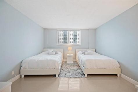 19380 Collins Avenue Sunny Isles Beach FL 33160