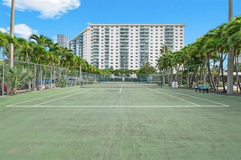 19380 Collins Avenue Sunny Isles Beach FL 33160