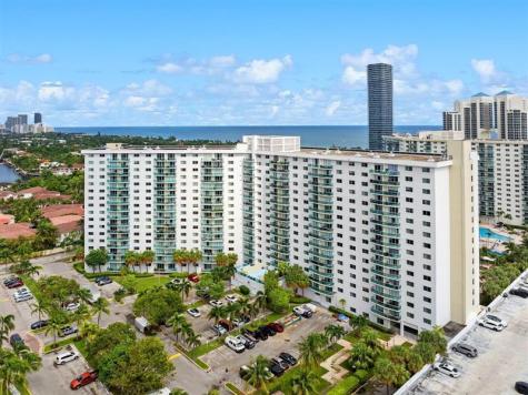 19380 Collins Avenue Sunny Isles Beach FL 33160