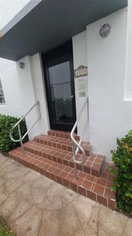 1559 Meridian Avenue Miami Beach FL 33139