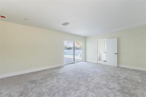 2255 NE 207th Street Miami FL 33180