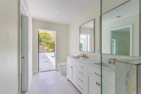 2255 NE 207th Street Miami FL 33180