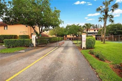 430 Commodore Drive Plantation FL 33325