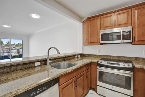2201 SE 9th Street Pompano Beach FL 33062