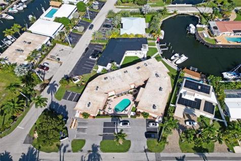 2201 SE 9th Street Pompano Beach FL 33062