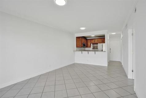 2201 SE 9th Street Pompano Beach FL 33062