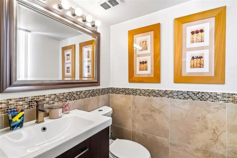 787 NW 91st Terrace Plantation FL 33324