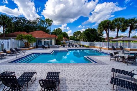 787 NW 91st Terrace Plantation FL 33324