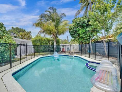 2442 Garfield Street Hollywood FL 33020
