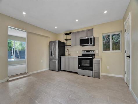 2442 Garfield Street Hollywood FL 33020