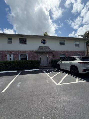 2017 S Seacrest Boulevard Boynton Beach FL 33435