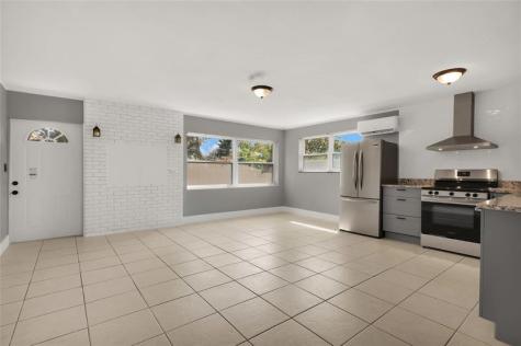 249 SW 12th Street Dania Beach FL 33004