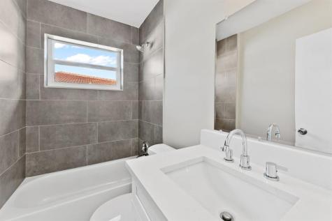 3580 NW 110th Avenue Coral Springs FL 33065