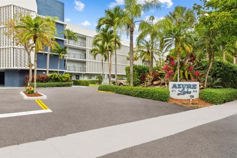 877 NE 195th Street Miami FL 33179
