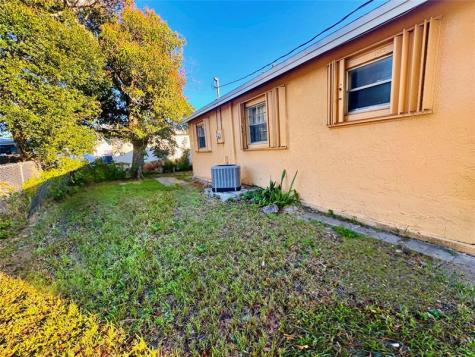 704 NW 3rd Avenue Pompano Beach FL 33060