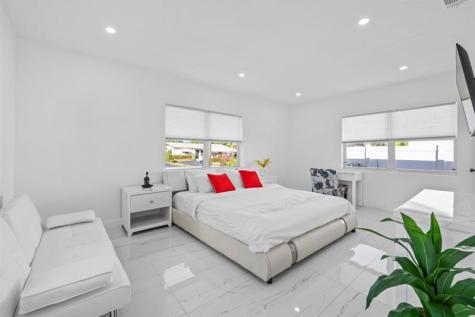 1260 SW 32nd Street Fort Lauderdale FL 33315