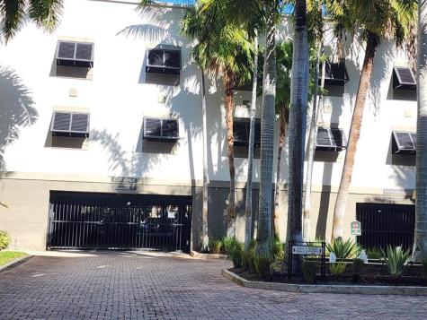 2401 NE 65th Street Fort Lauderdale FL 33308